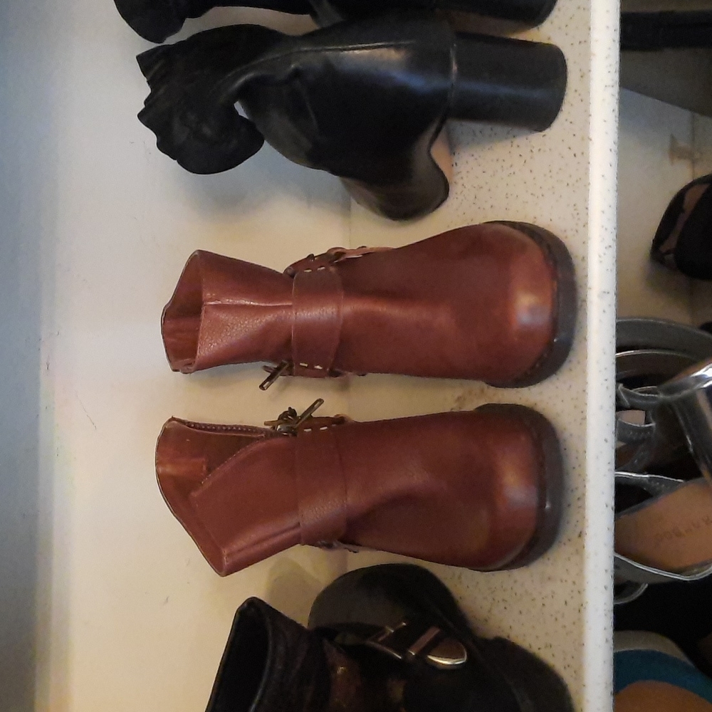 Women Very Volatile of Los Angeles ankle boots soft leather
